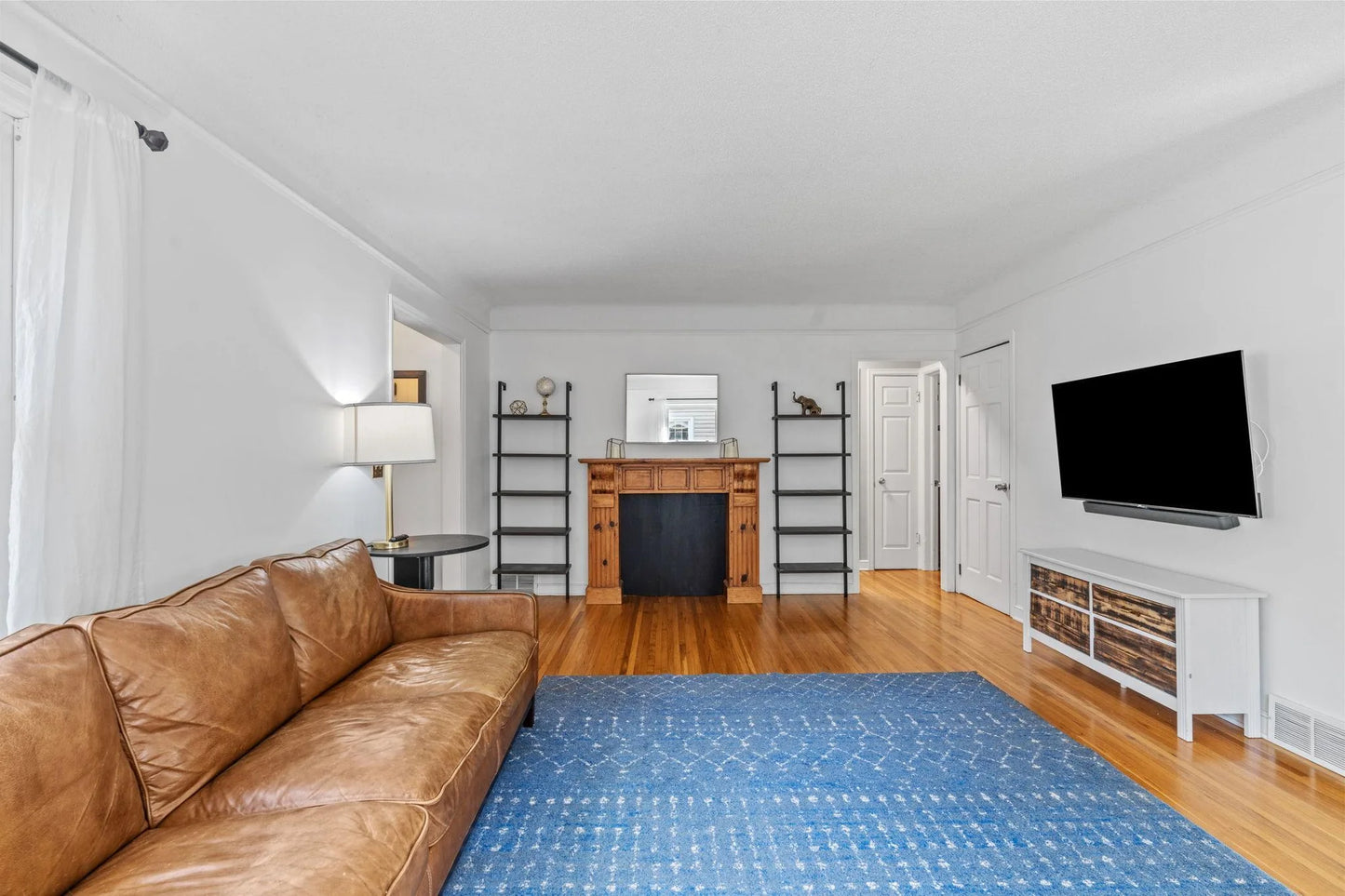 4230 Zenith Avenue, Robbinsdale, MN 55422