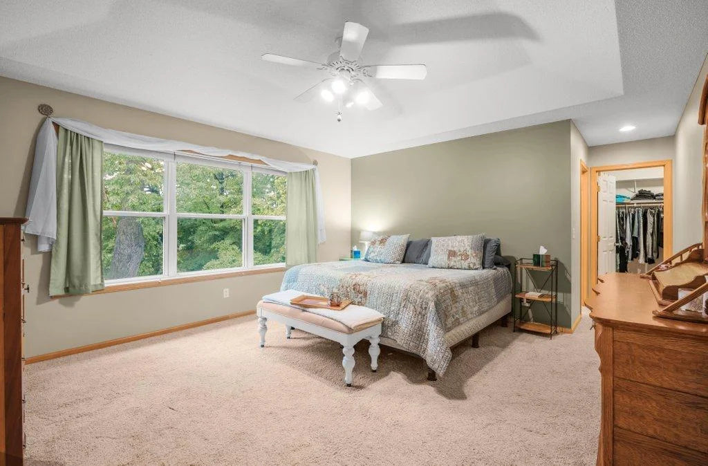 10426 Hidden Oaks Lane, Champlin, MN 55316