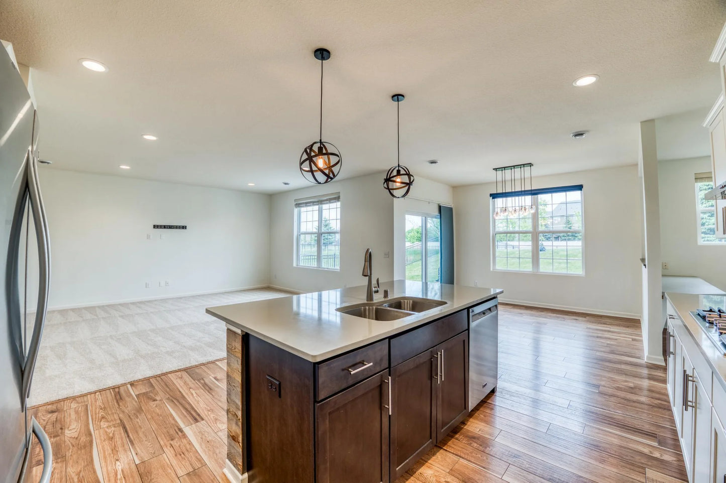 15637 Eddy Creek Way, Apple Valley, MN 55124