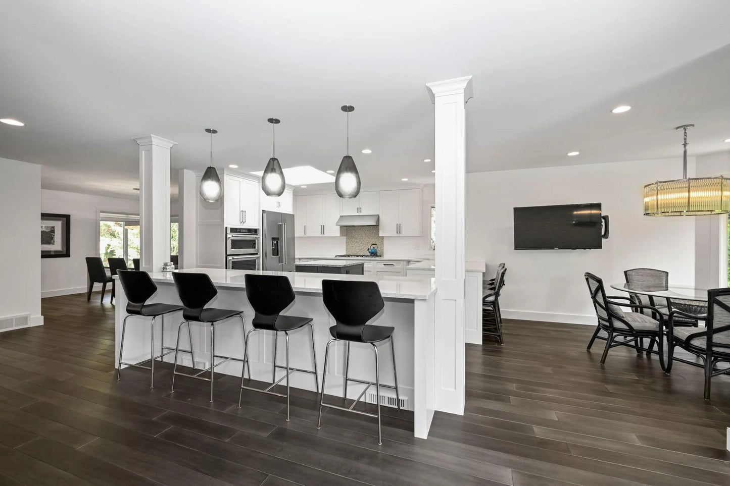6102 Waterford Court, Edina, MN 55436