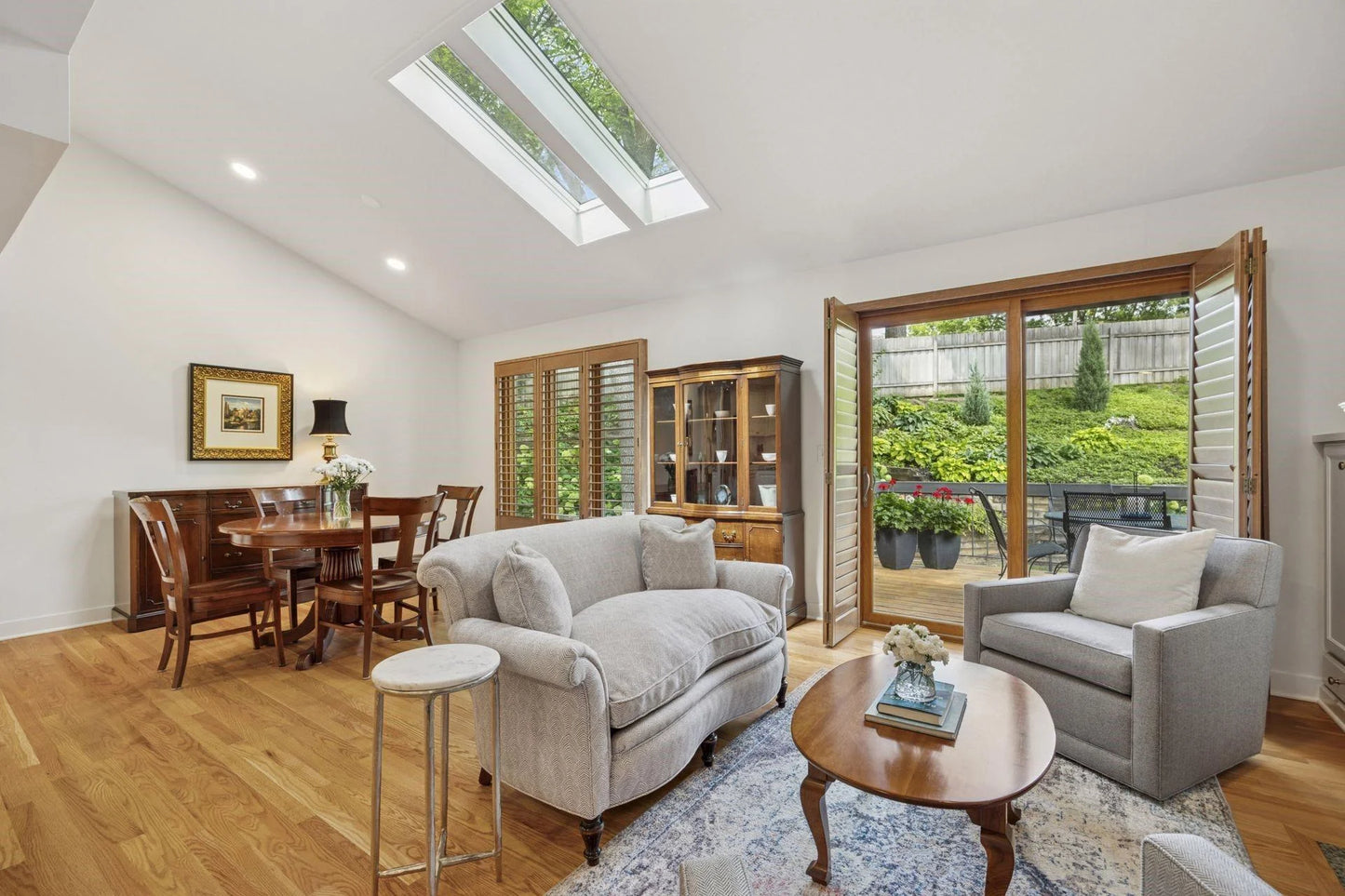 6104 Blake Ridge Road, Edina, MN 55436