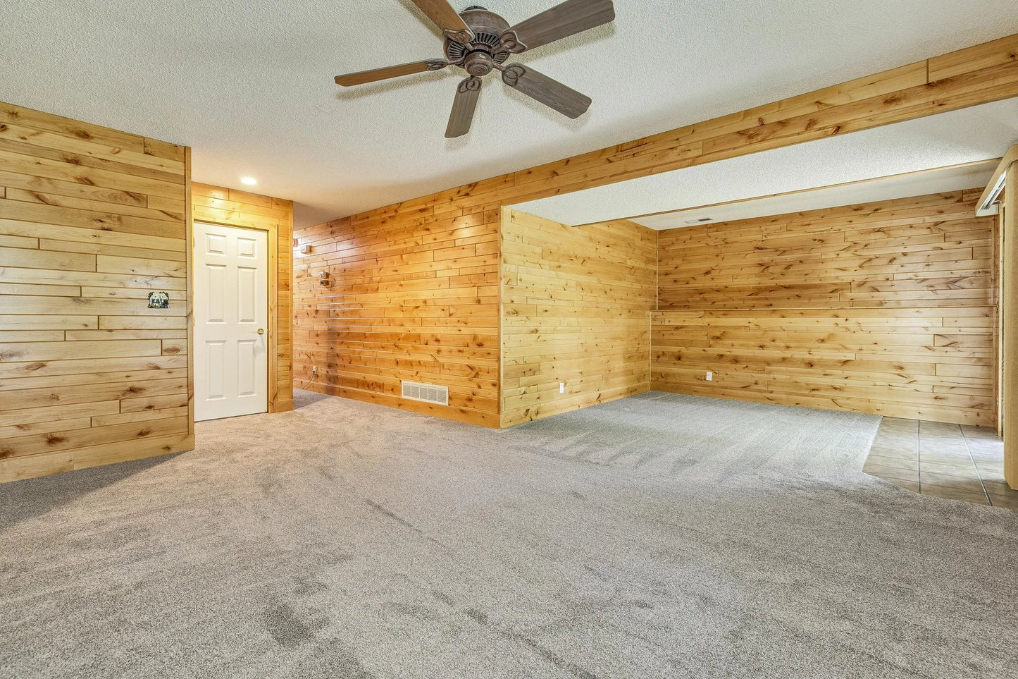 989 Kadler Avenue, Saint Michael, MN 55376