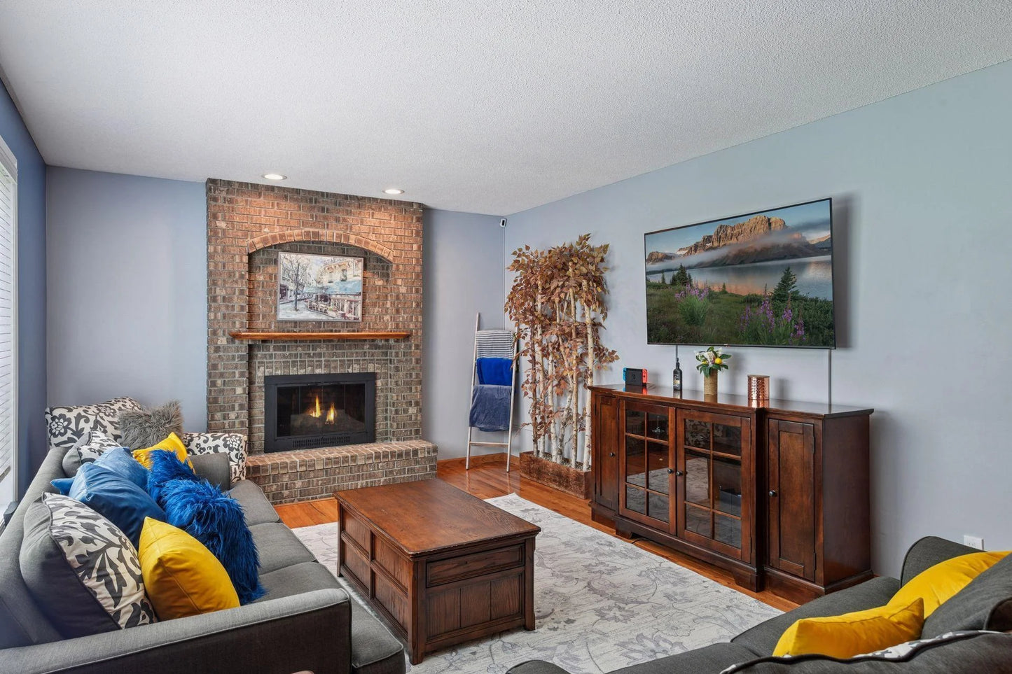 475 Oakhill Road, Chaska, MN 55318