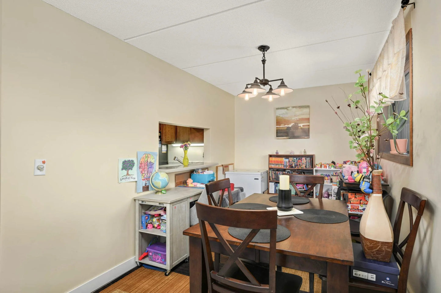 10501 Cedar Lake Rd , Minnetonka, MN 55305