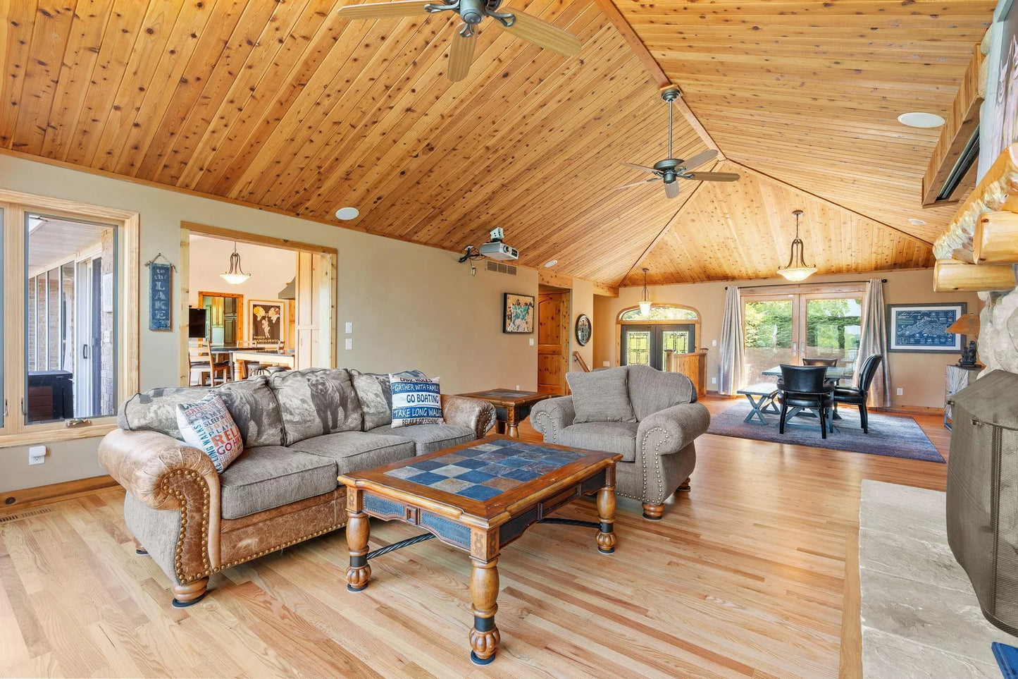 4360 Enchanted Drive, Shorewood, MN 55364