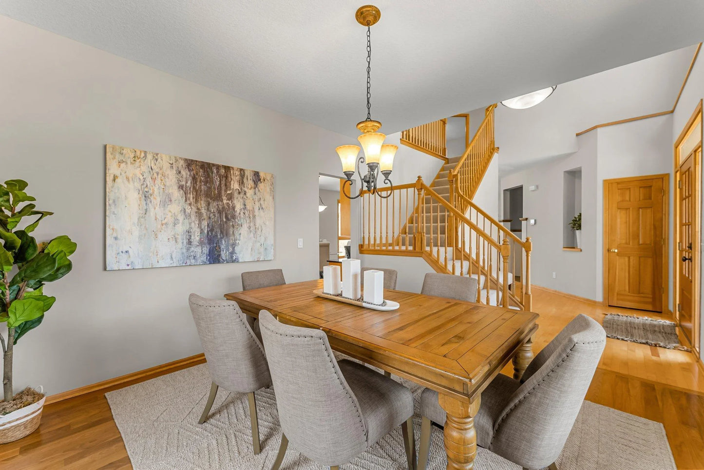 2408 Hunter Drive, Chanhassen, MN 55317