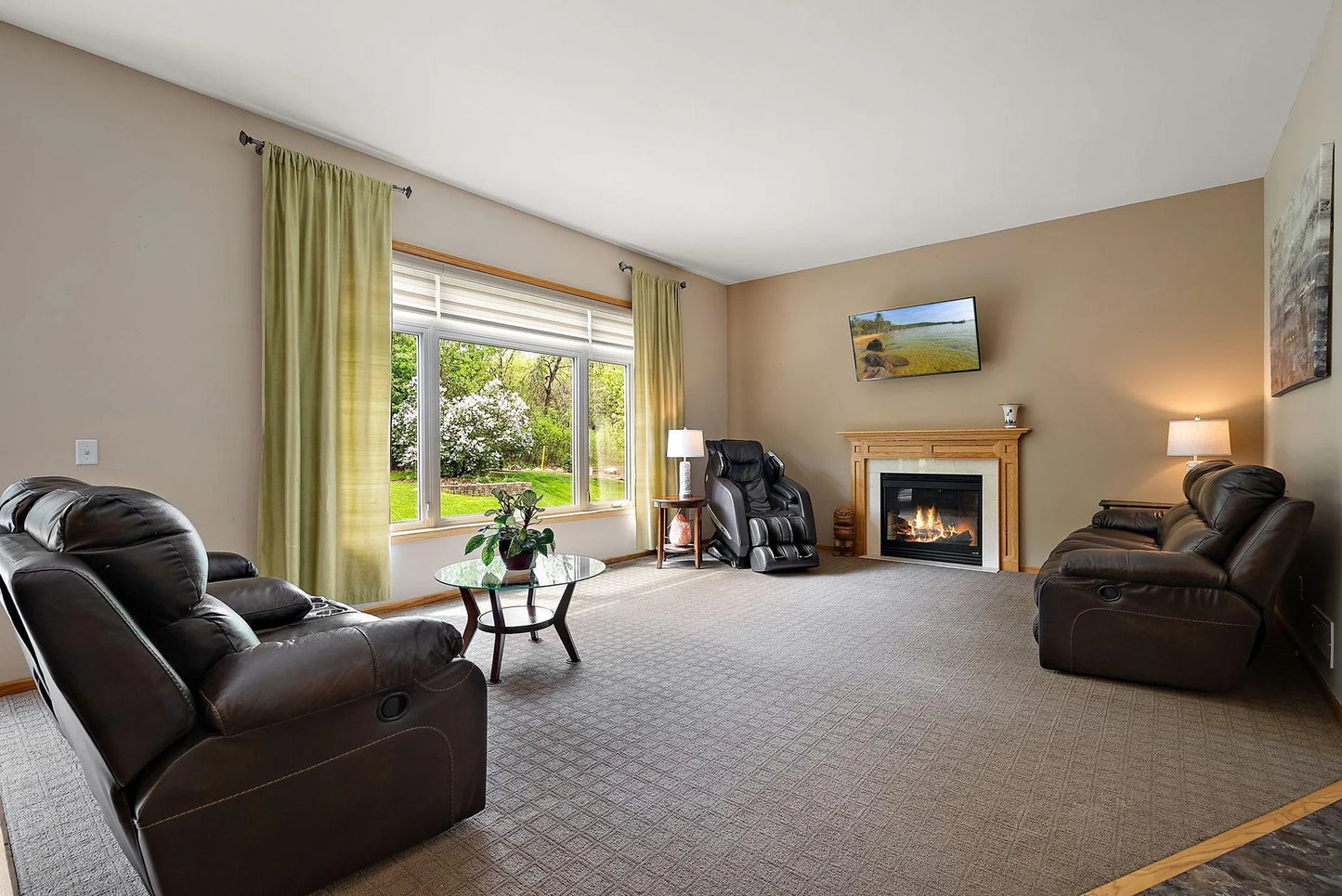 3321 Willie Drive, Burnsville, MN 55337