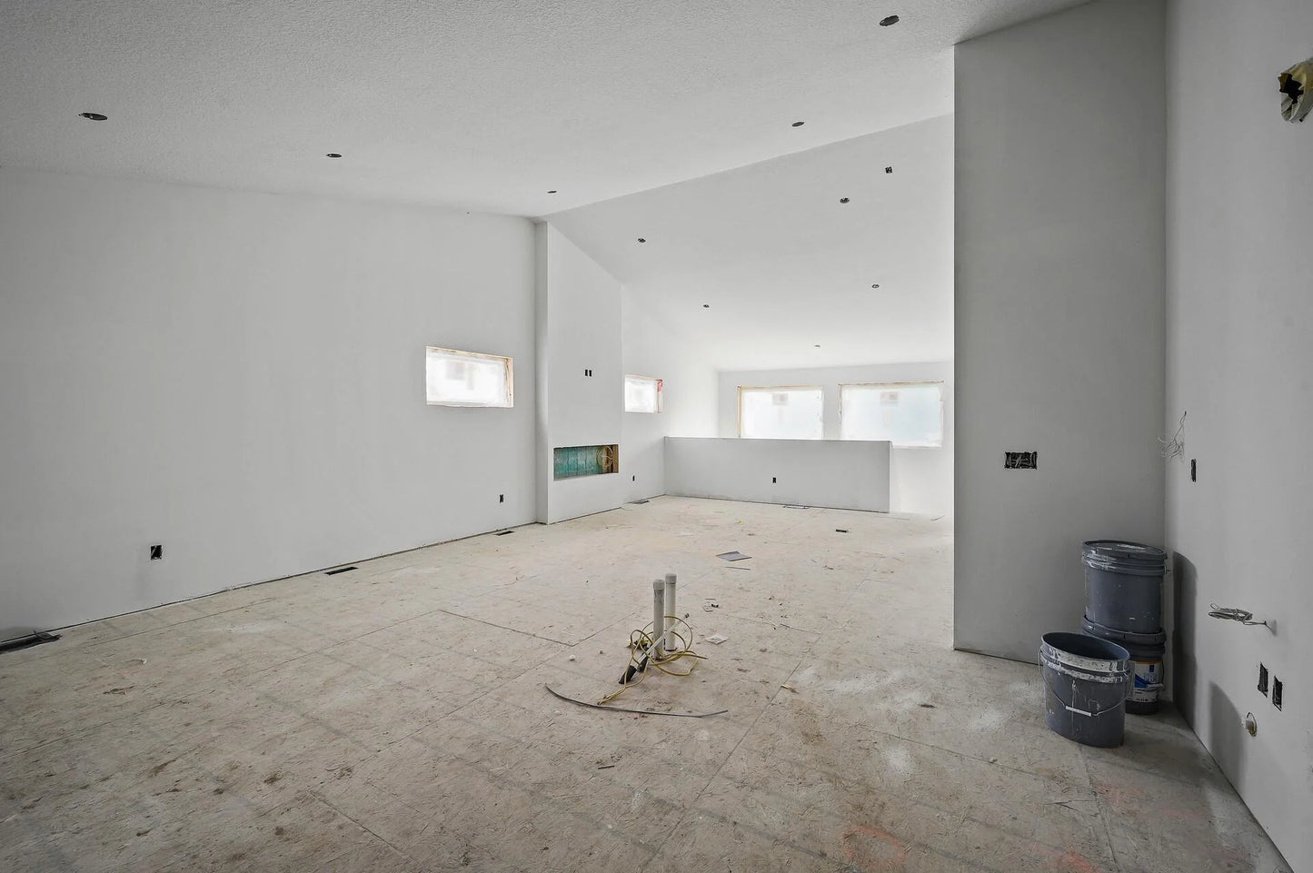 201 Mccarrons Place, Roseville, MN 55113