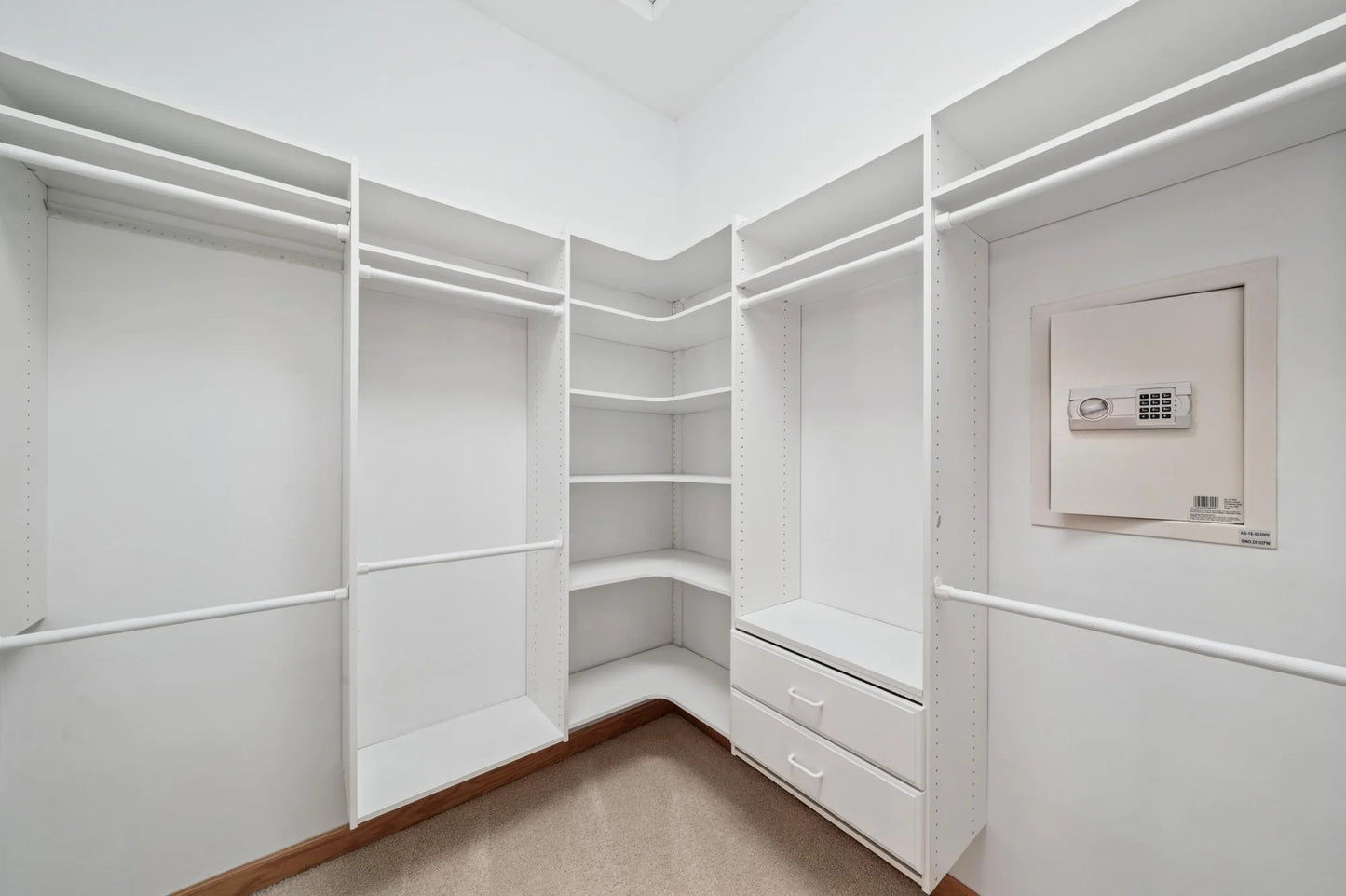 4354 Priorwood Street, Prior Lake, MN 55372