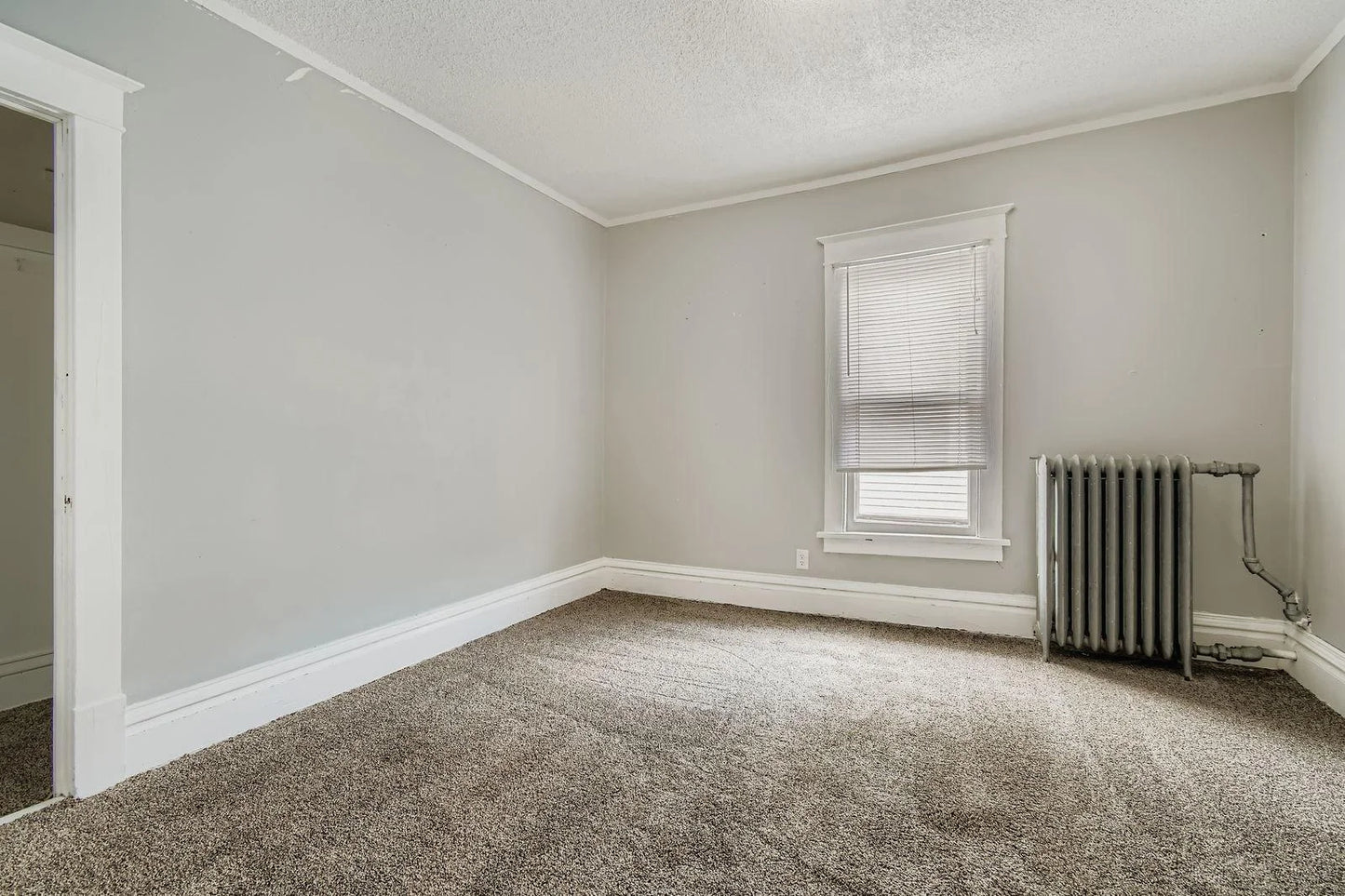 597 Geranium Avenue, Saint Paul, MN 55130