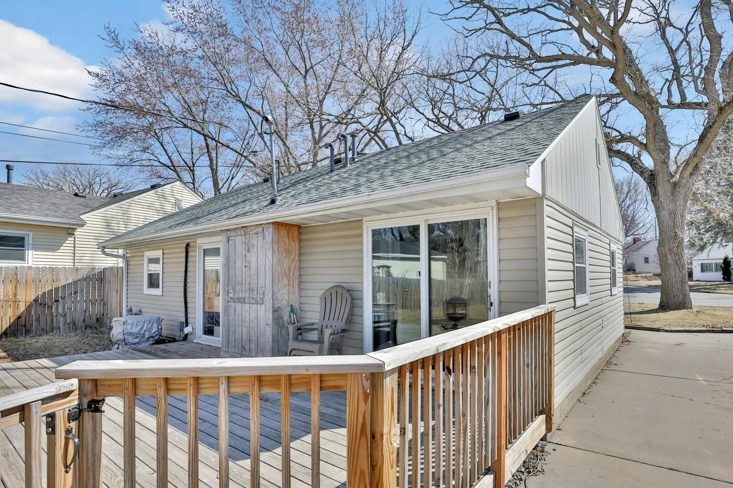1955 Polaris Place, North Saint Paul, MN 55109