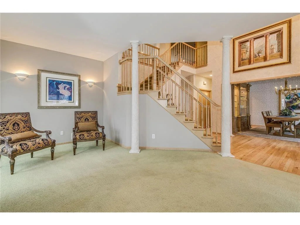 11338 Hawk High Court, Eden Prairie, MN 55347