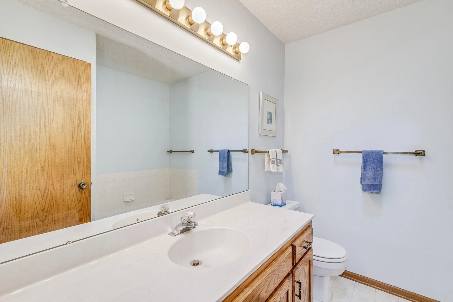 2556 Sumac Circle, White Bear Lake, MN 55110