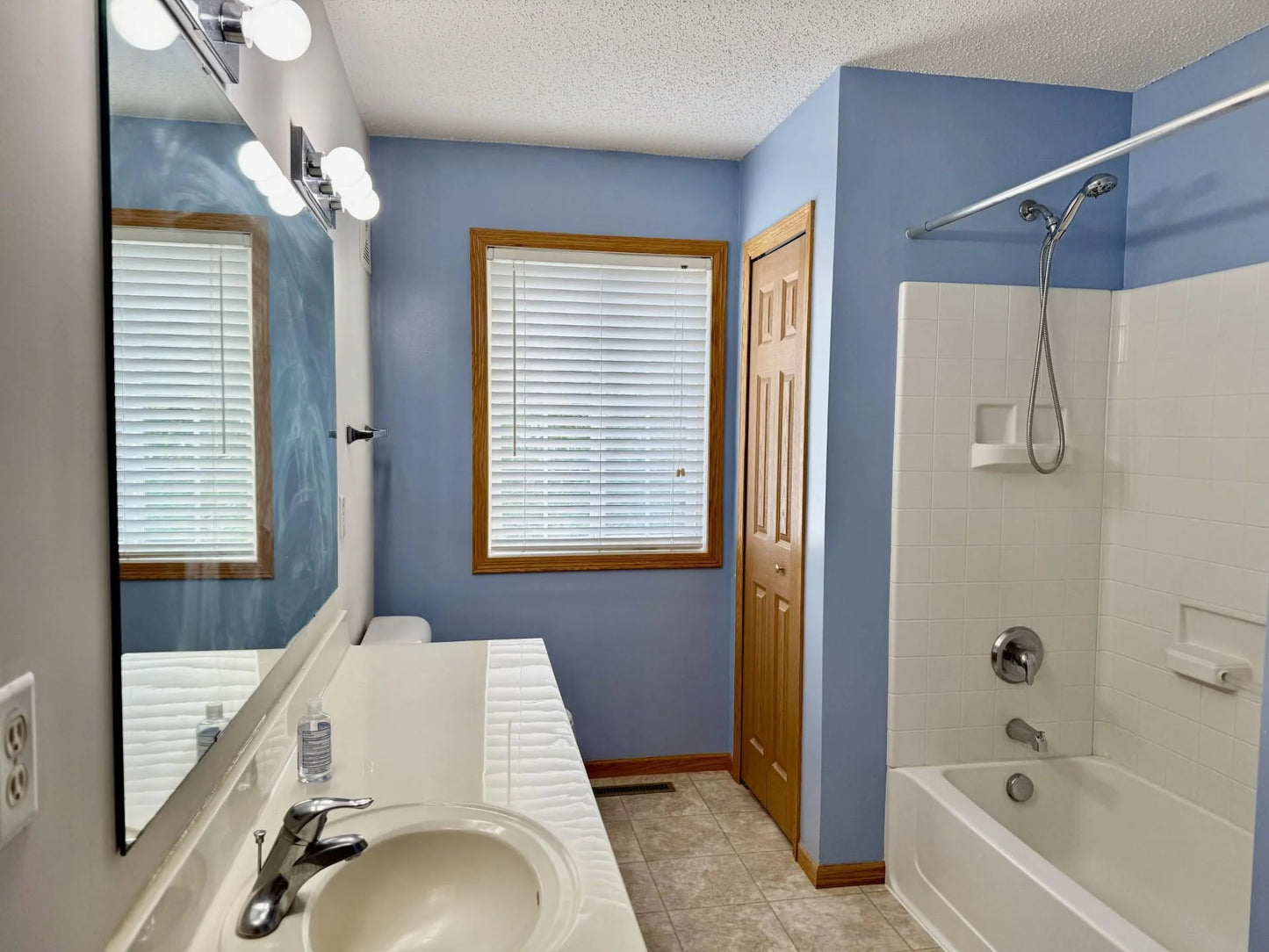 2550 49th Street, Inver Grove Heights, MN 55076