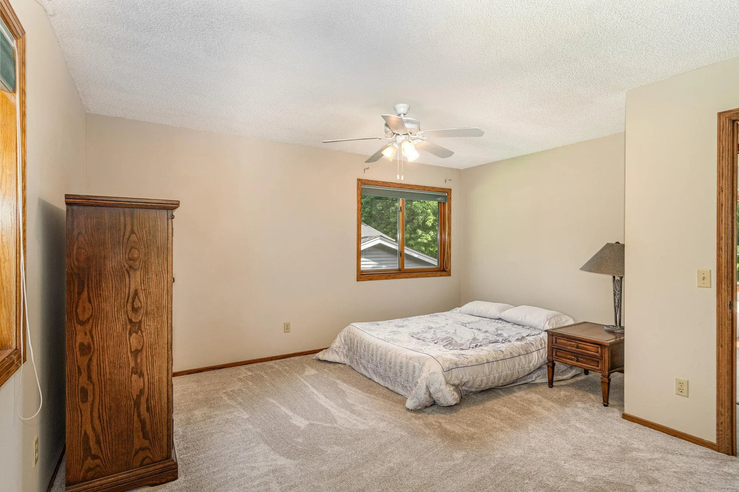 4231 Yorktown Drive, Eagan, MN 55123