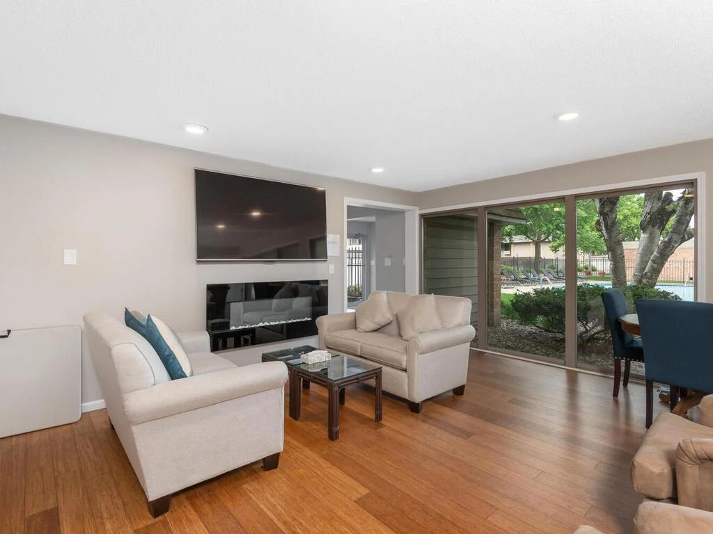 6423 Colony Way, Edina, MN 55435