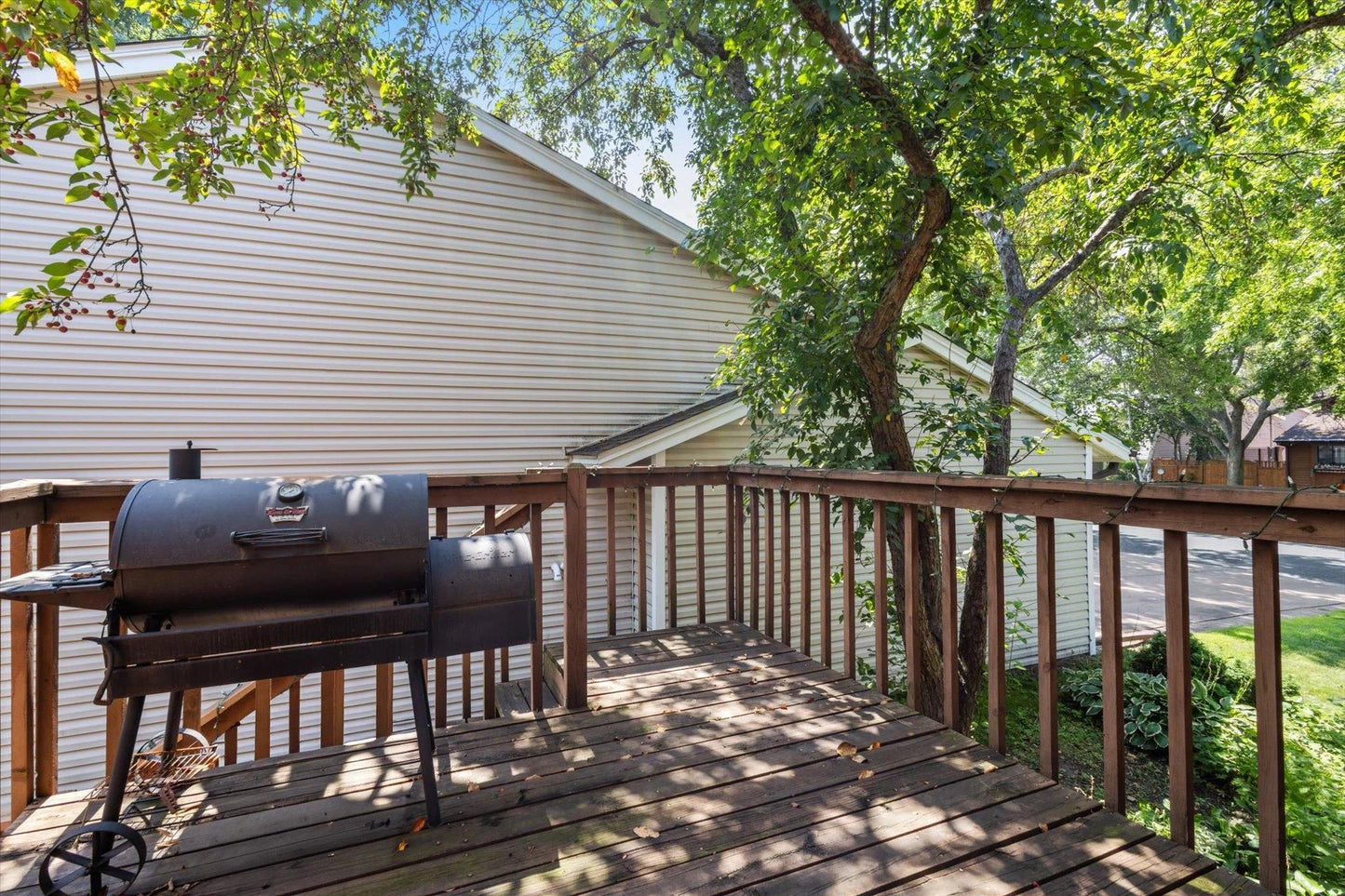 5554 Knoll Drive, Shoreview, MN 55126