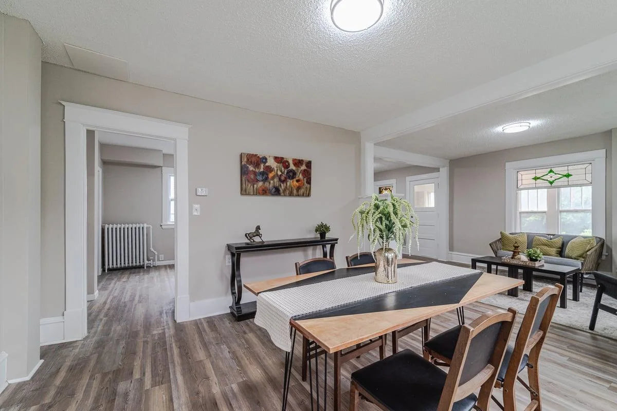 2156 Saint Anthony Avenue, Saint Paul, MN 55104