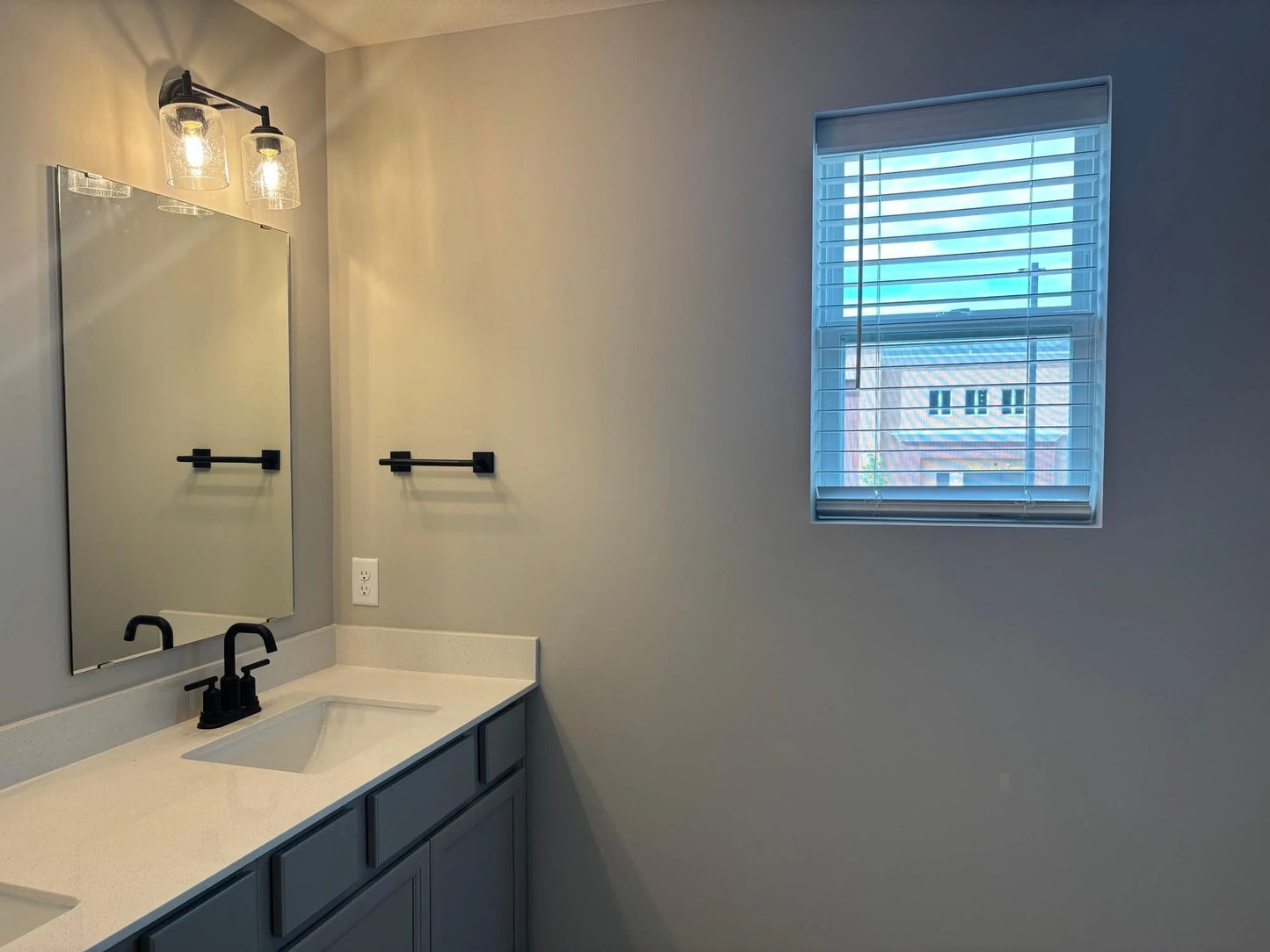 1719 Hauer Trail, Shakopee, MN 55379