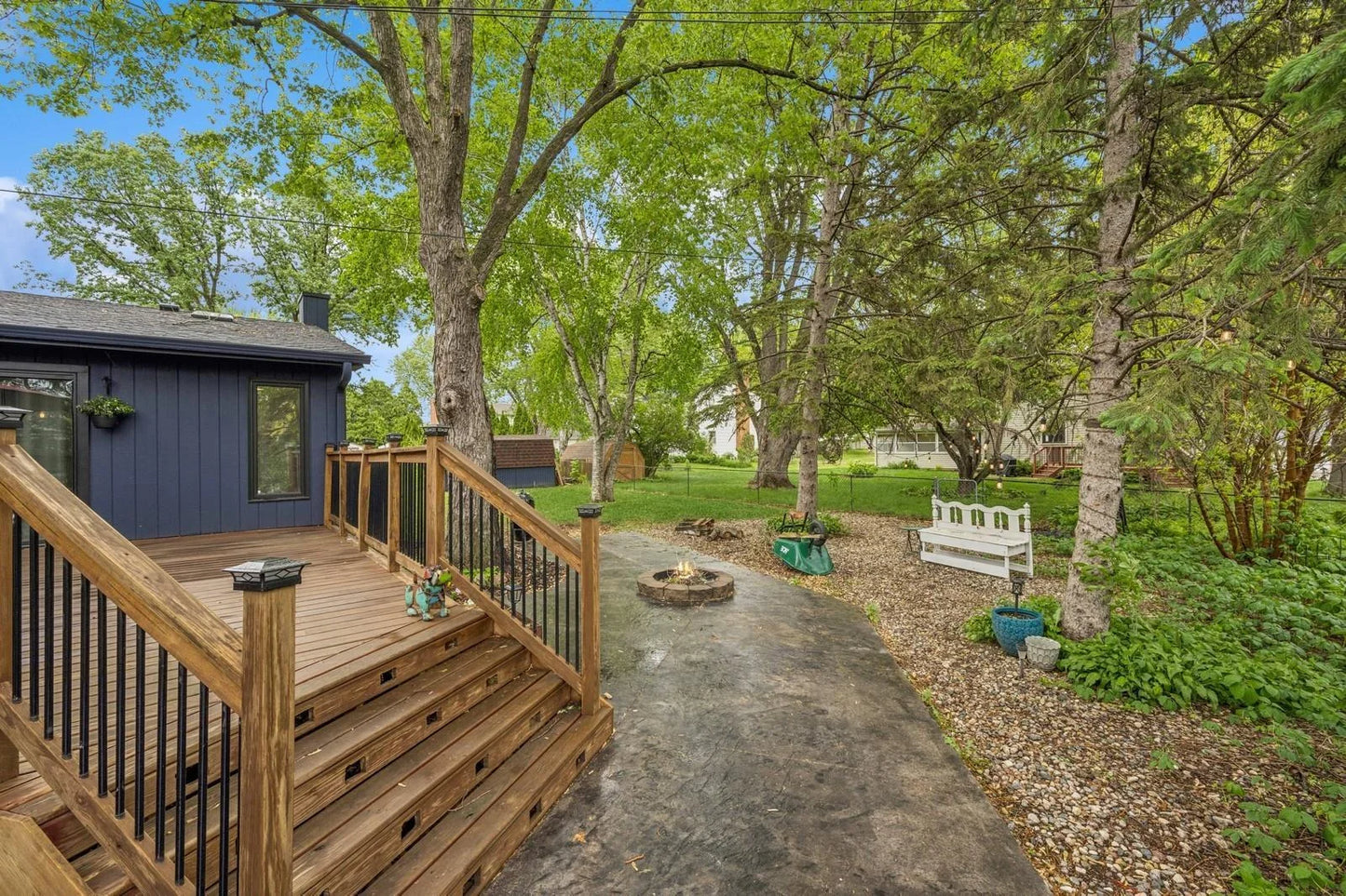 2500 Ensign Avenue, Golden Valley, MN 55427