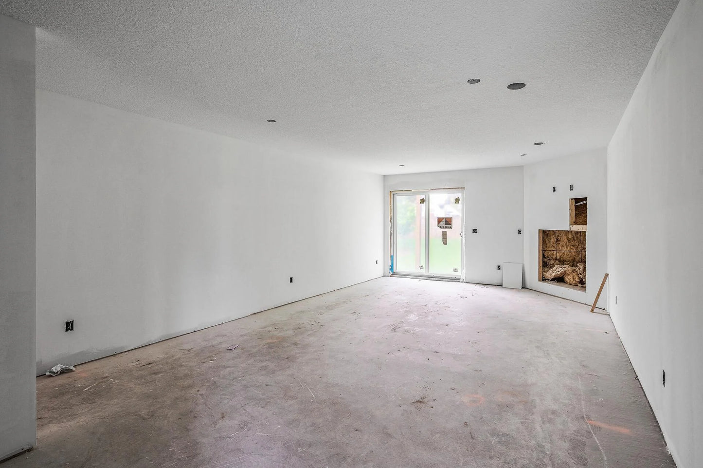 230 Mccarrons Place, Roseville, MN 55113