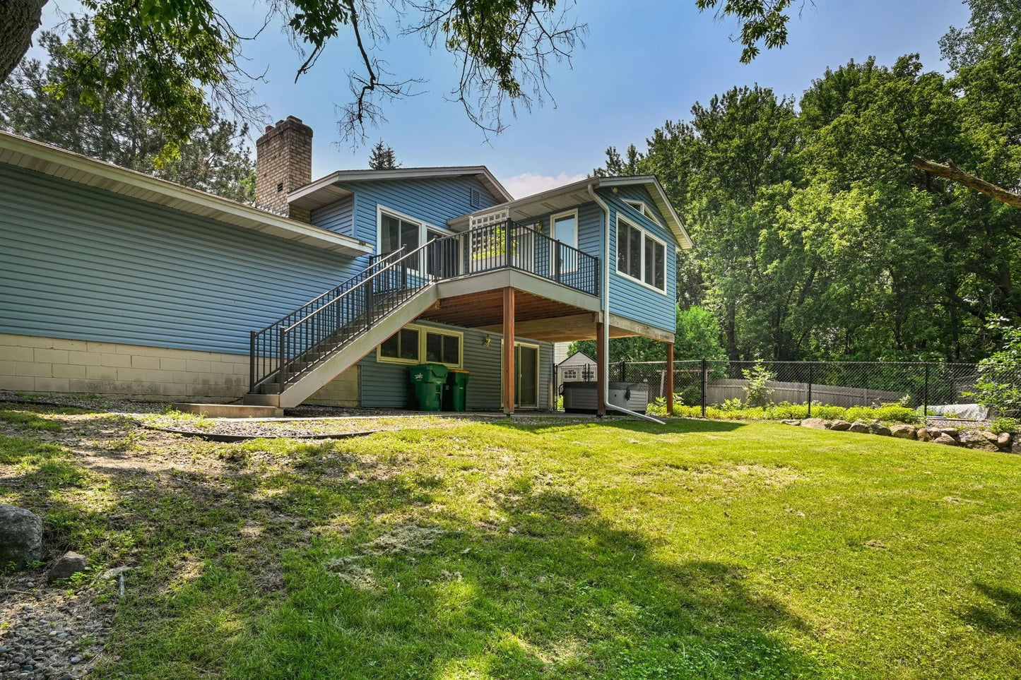 6215 Cavell Avenue, Brooklyn Park, MN 55428