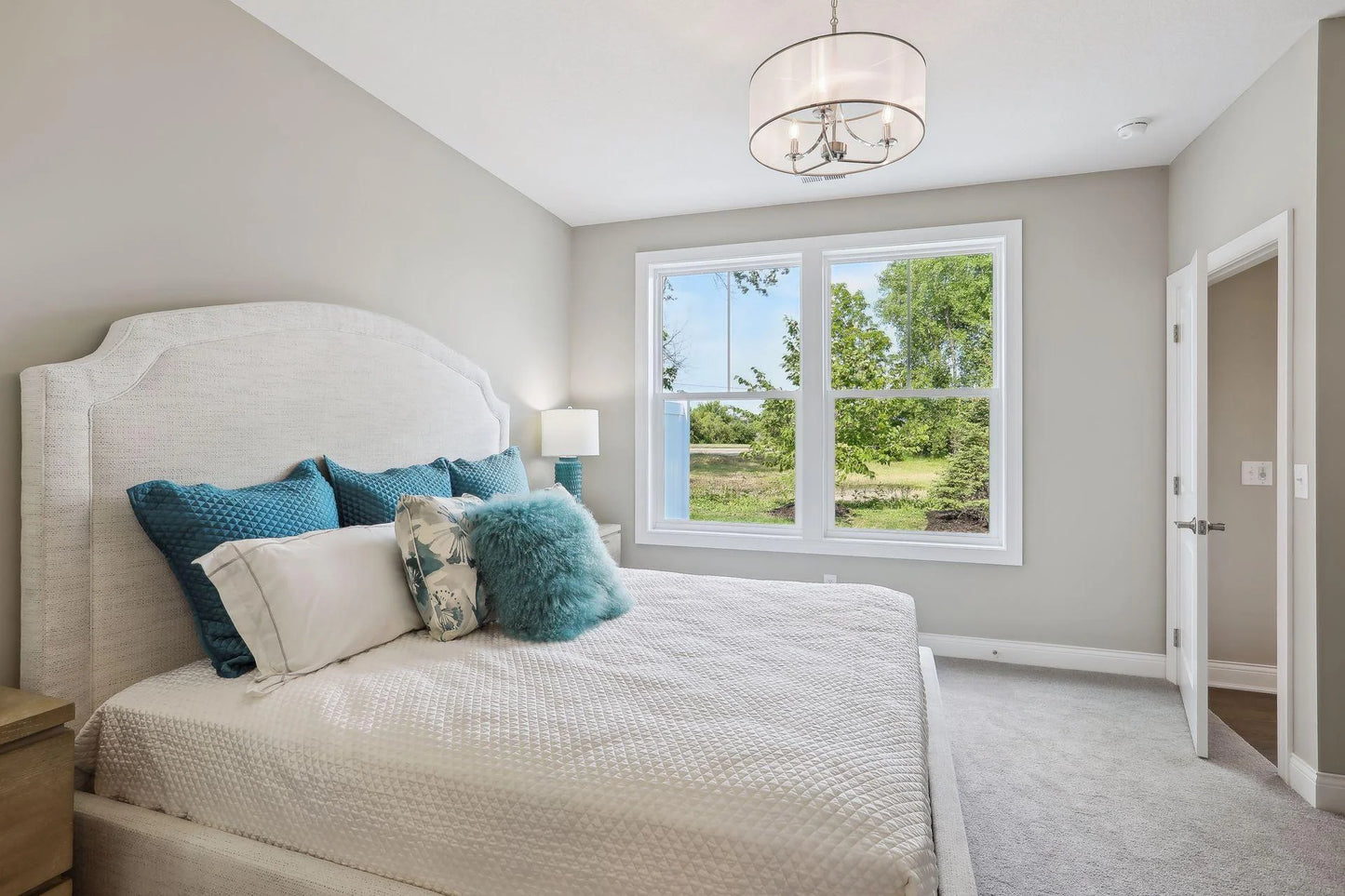3729 Queensland Lane, Plymouth, MN 55446
