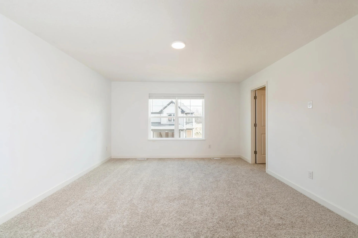 10515 Harbor Lane, Maple Grove, MN 55369