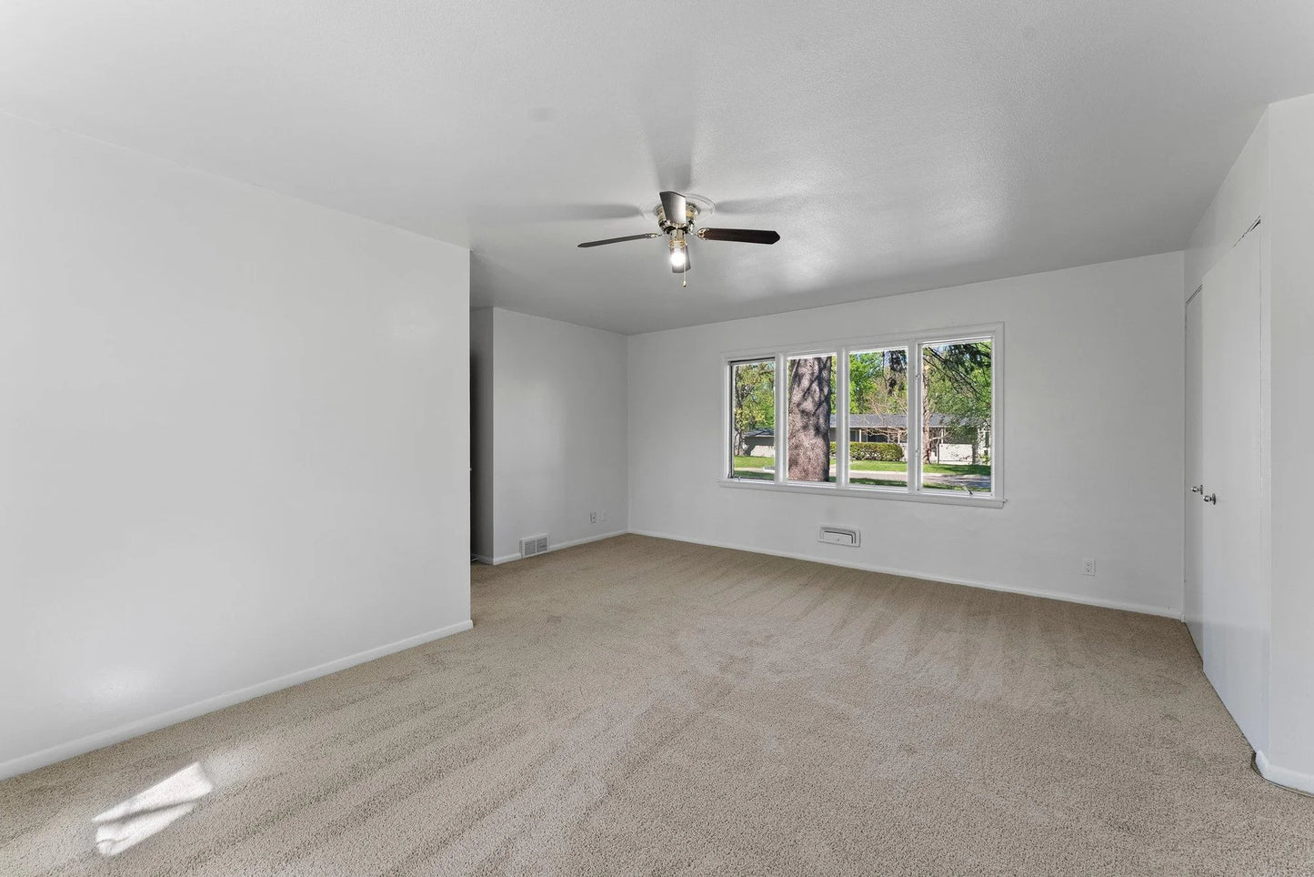 6200 Virginia Avenue, Edina, MN 55424