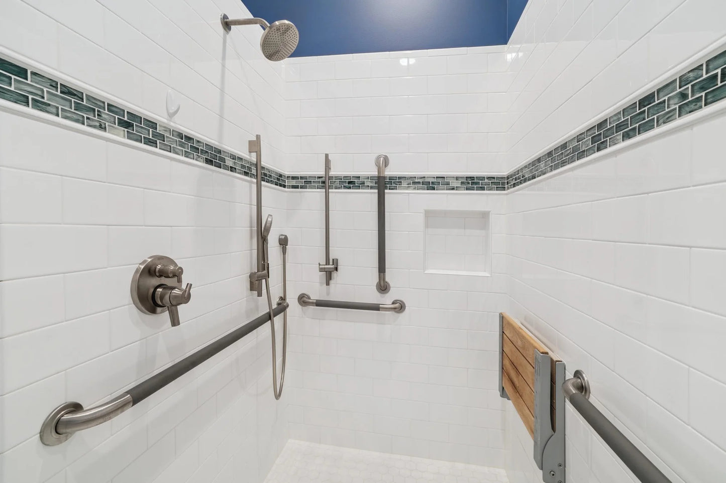 4354 Priorwood Street, Prior Lake, MN 55372
