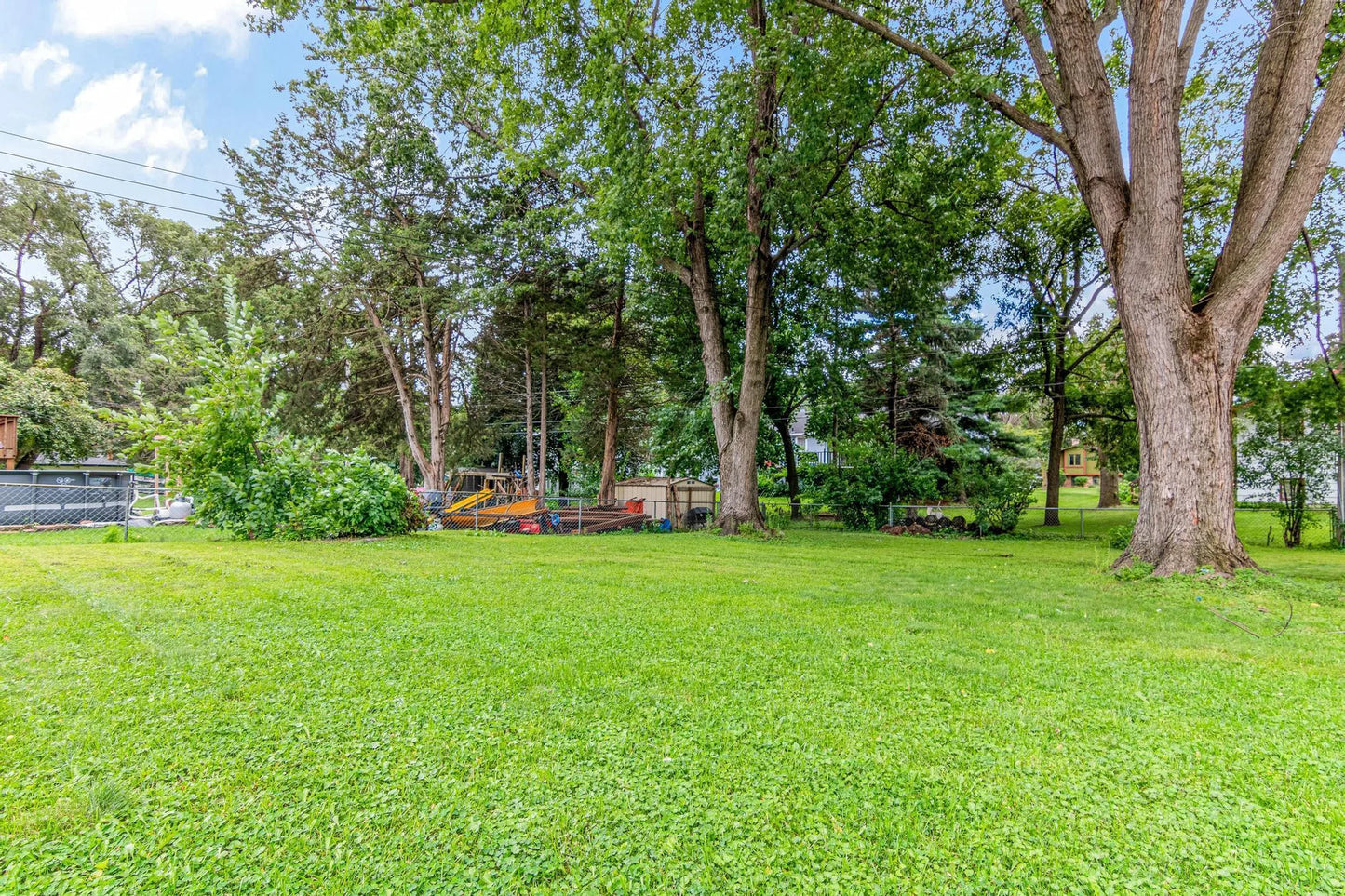 6225 Century Boulevard, Brooklyn Park, MN 55429