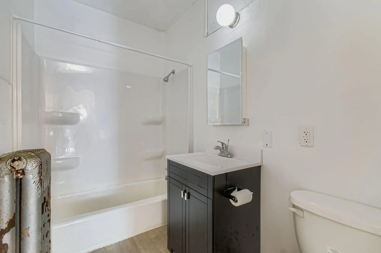 597 Geranium Avenue, Saint Paul, MN 55130