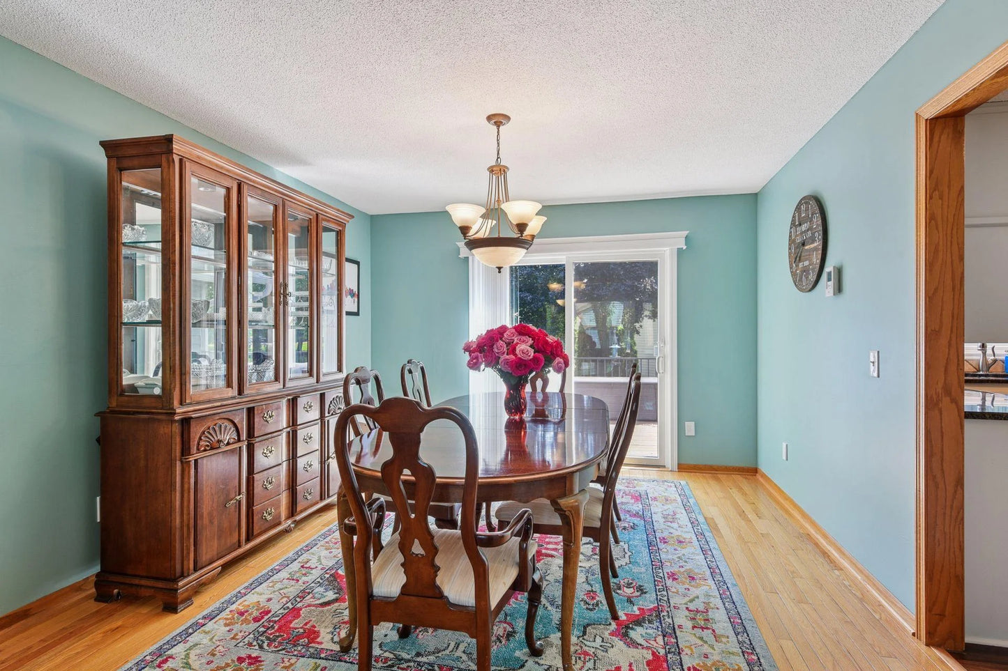 475 Oakhill Road, Chaska, MN 55318