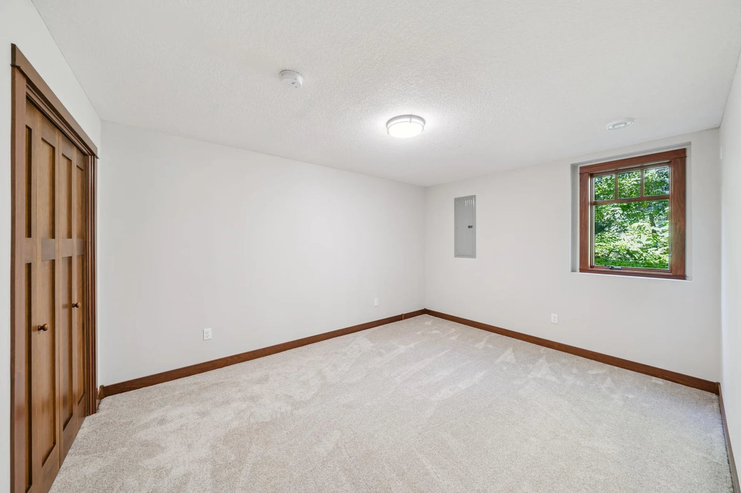 4908 Pinecroft Avenue, Stillwater, MN 55082
