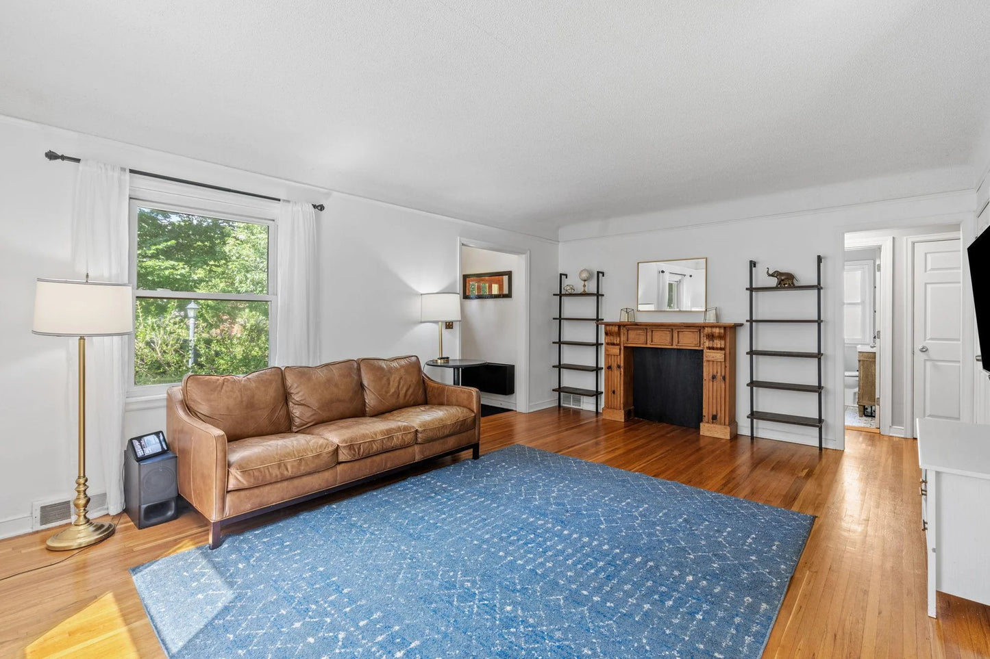 4230 Zenith Avenue, Robbinsdale, MN 55422