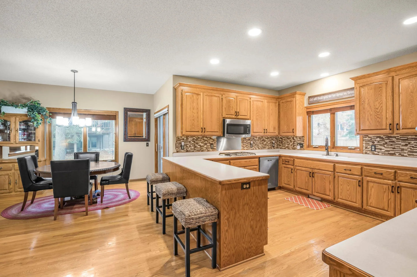 10512 Hidden Oaks Lane, Champlin, MN 55316