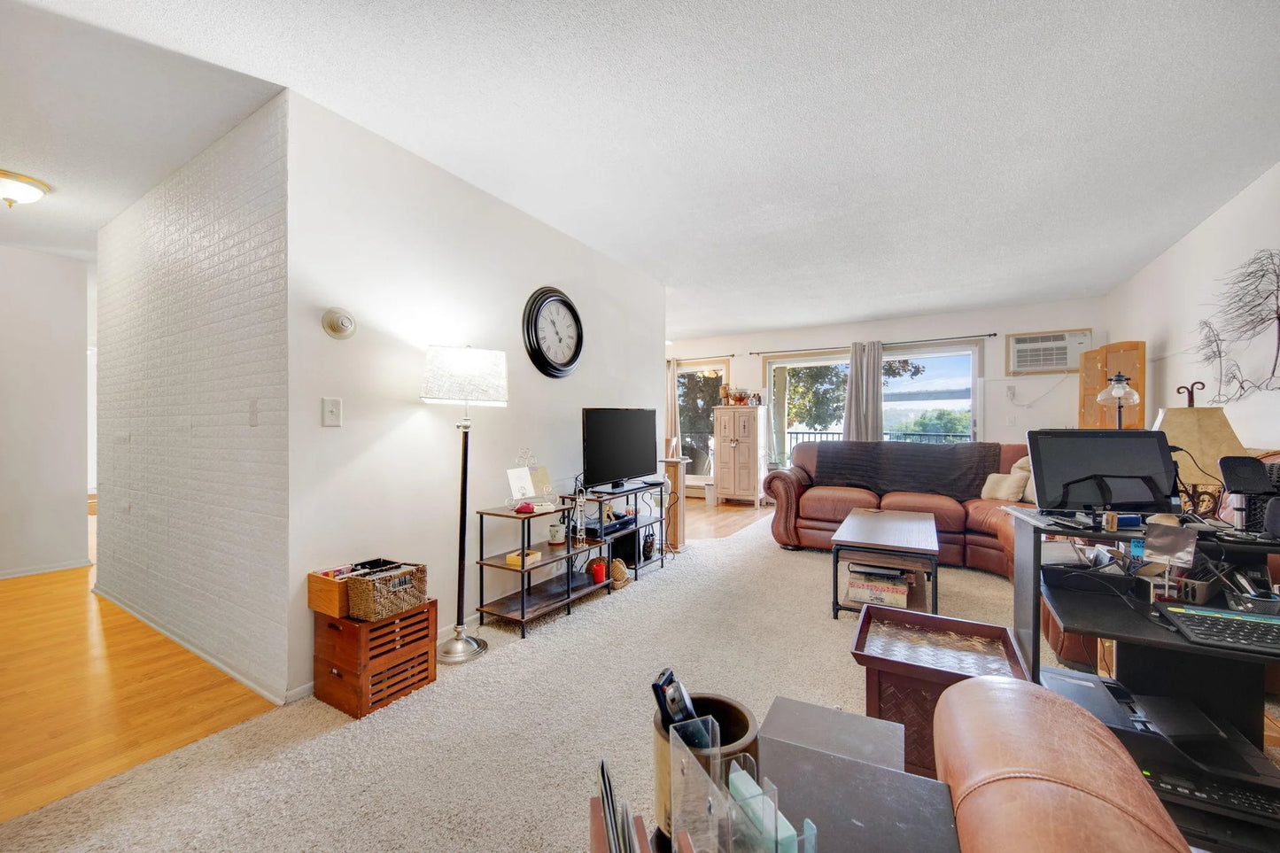 6201 Saint Croix Trail, Oak Park Heights, MN 55082