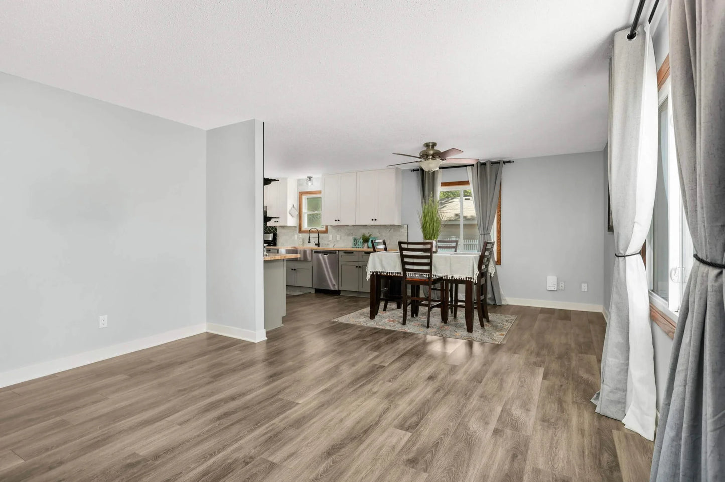 20450 Dodd Boulevard, Lakeville, MN 55044