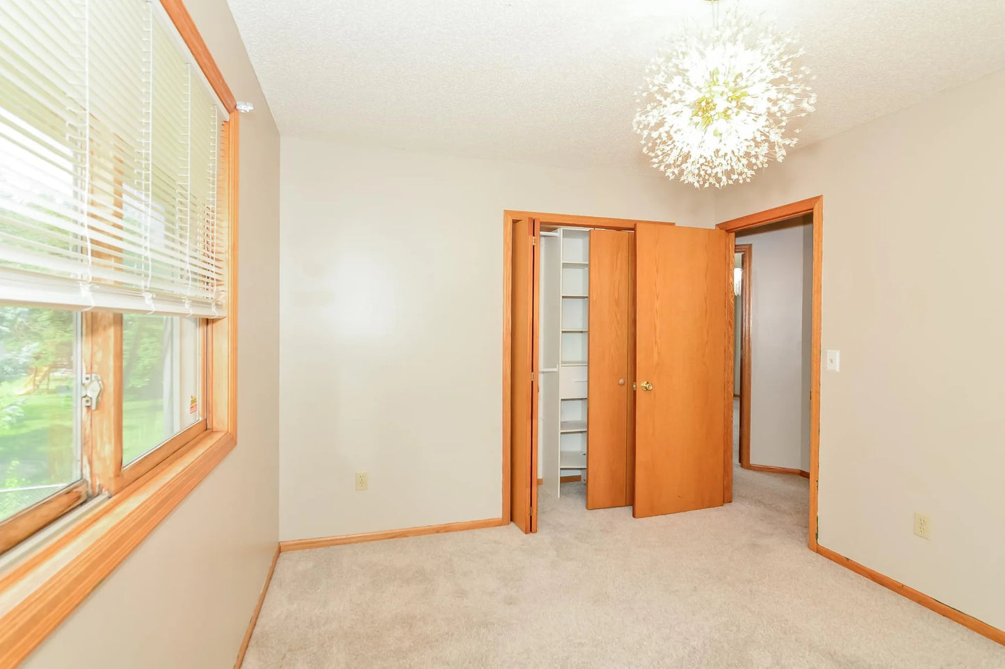 5203 Kings Crossing North , Brooklyn Park, MN 55443