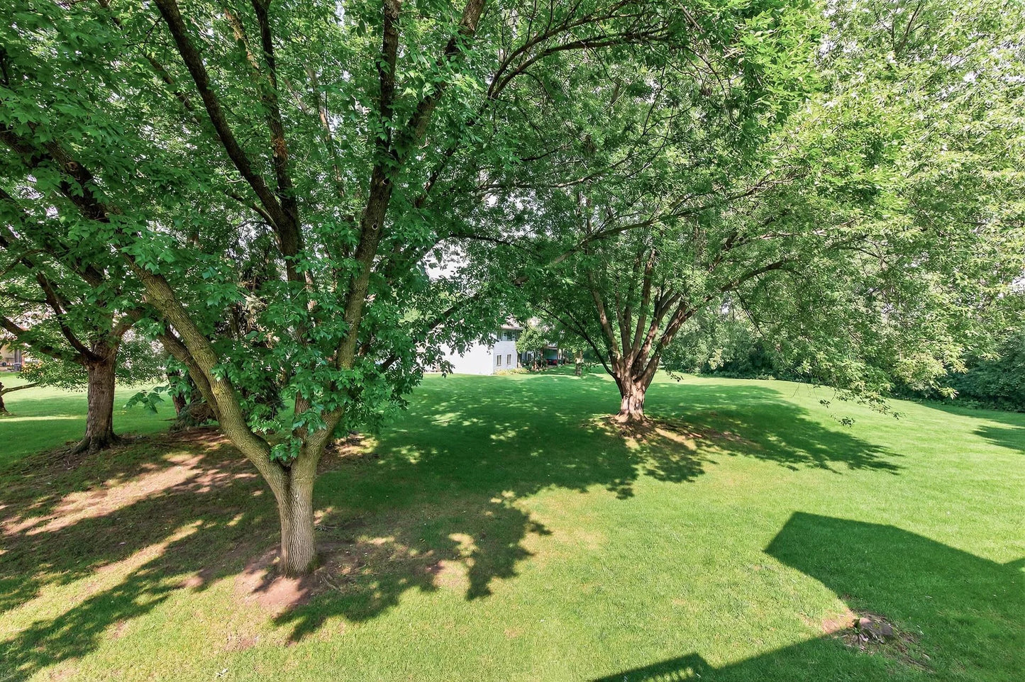 4357 Buckingham Court, Vadnais Heights, MN 55127
