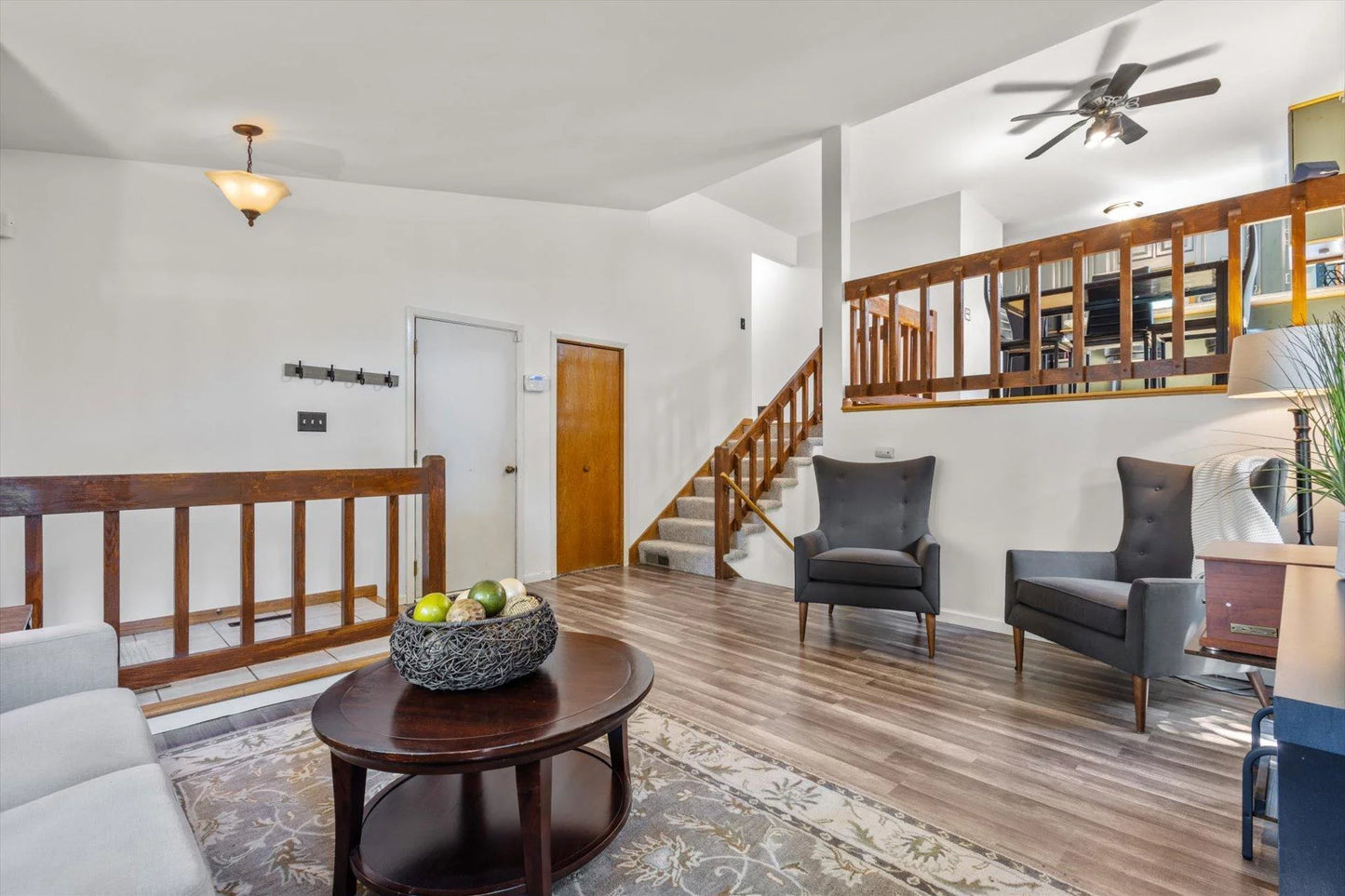 5554 Knoll Drive, Shoreview, MN 55126