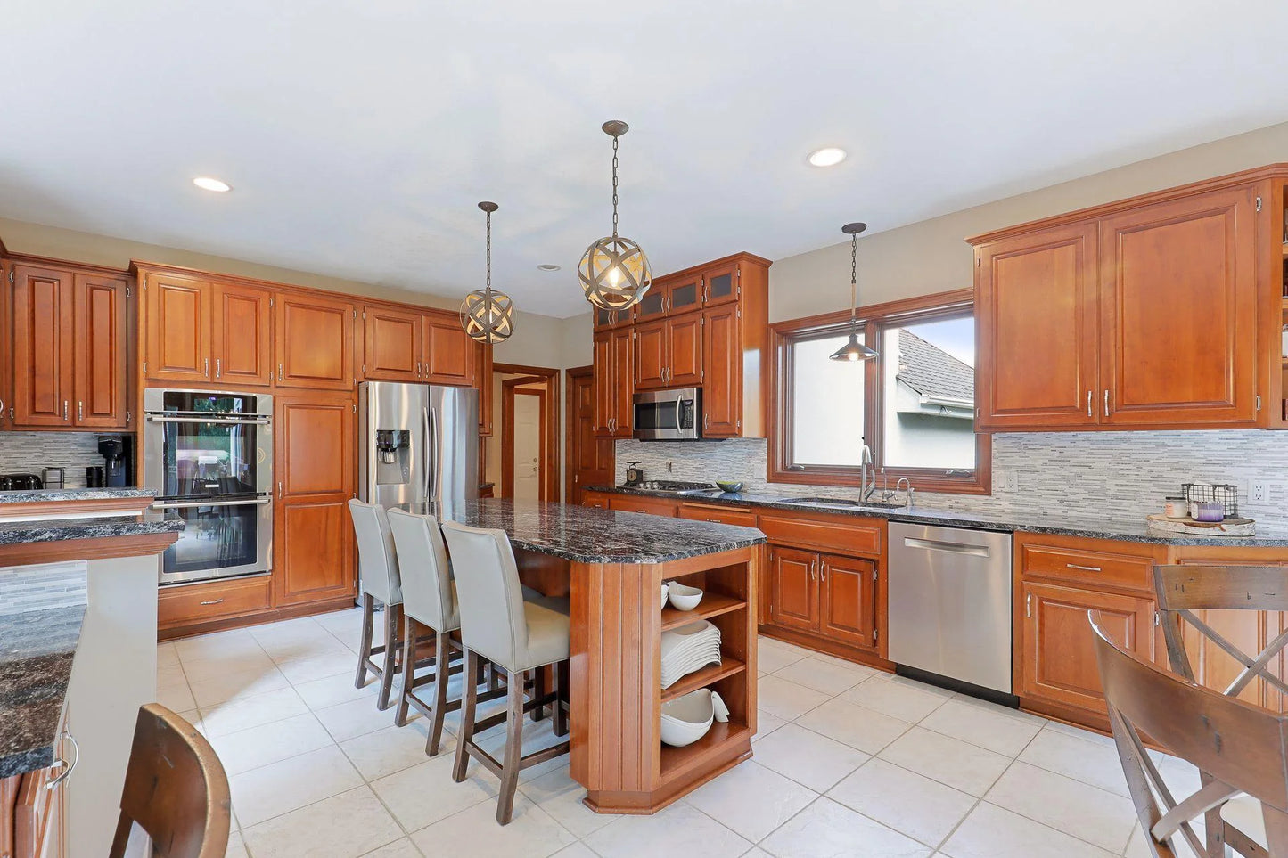 960 Bayside Lane, Minnetrista, MN 55364