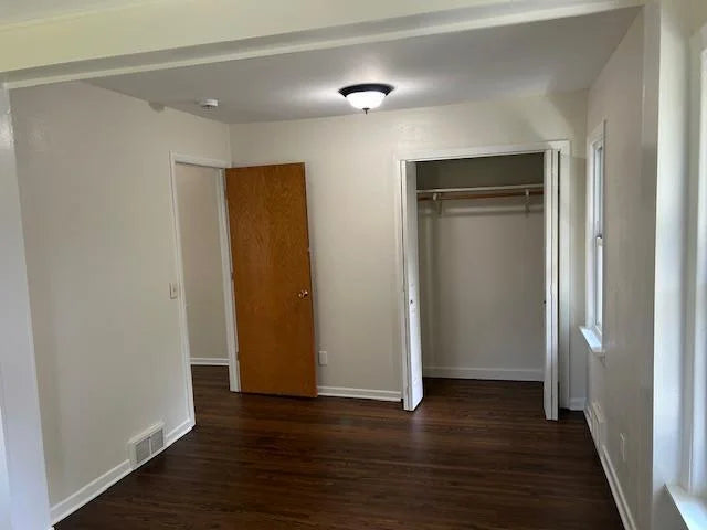1464 Sheldon Street, Saint Paul, MN 55108