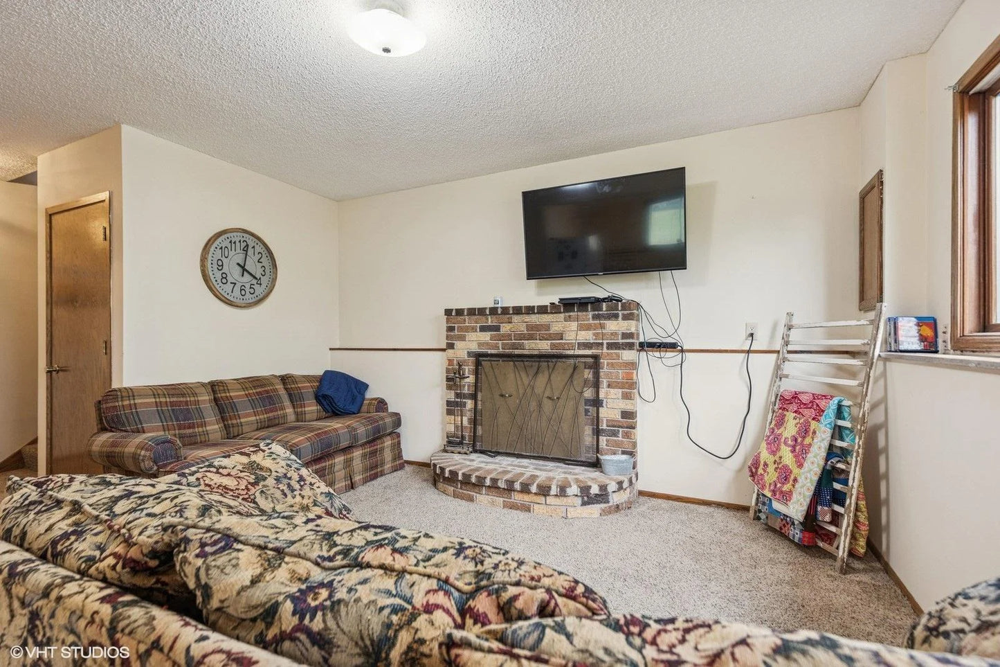 2528 Birchview Lane, Minnetonka, MN 55305