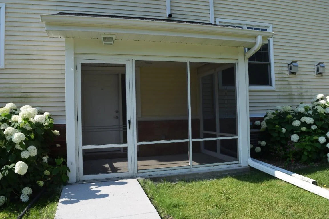 5760 Village Trail, Mound, MN 55364