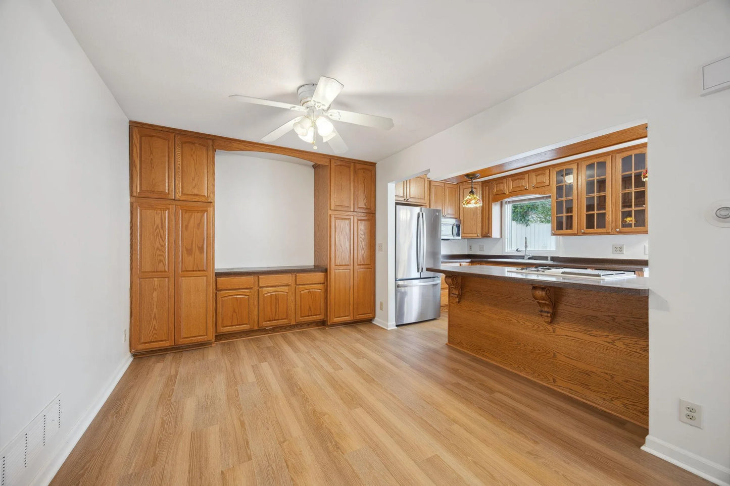 16410 15th Avenue, Plymouth, MN 55447