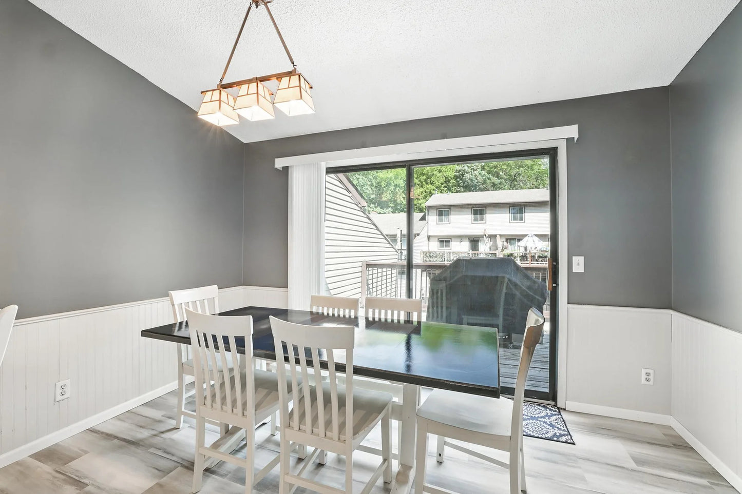 256 River Woods Lane, Burnsville, MN 55337