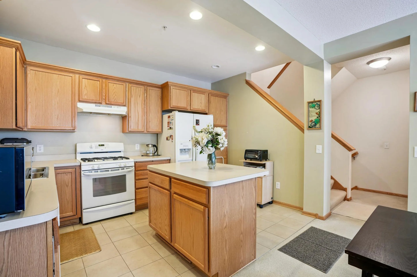 4333 Victor Path, Hugo, MN 55038