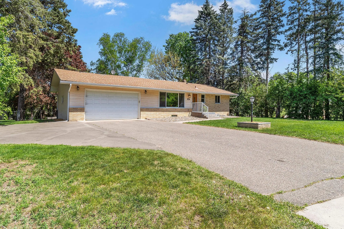 4336 Victoria Street, Shoreview, MN 55126