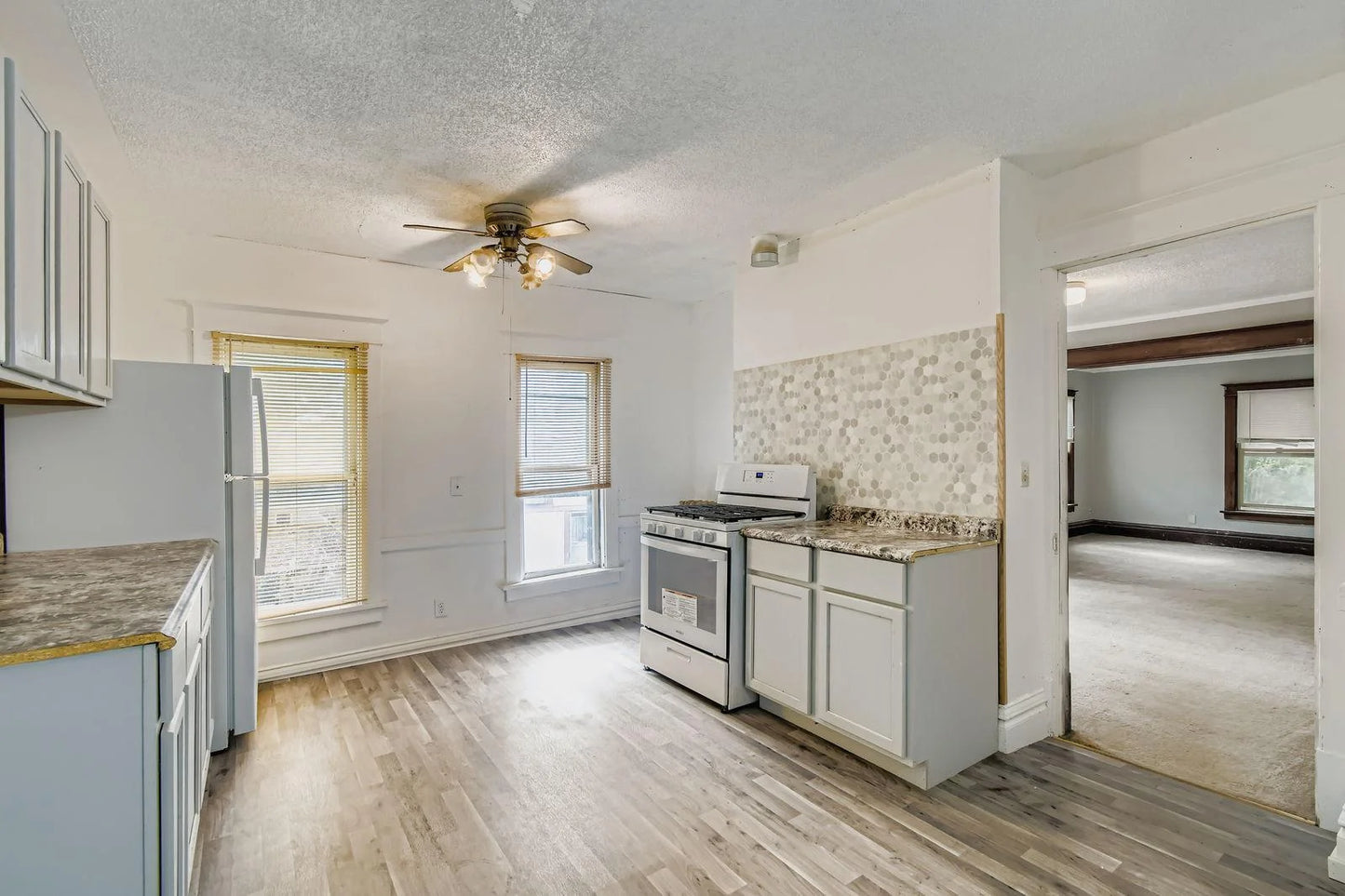 597 Geranium Avenue, Saint Paul, MN 55130